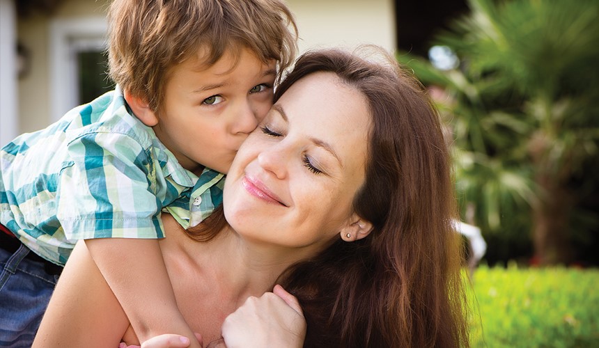 holiday home loan mother child